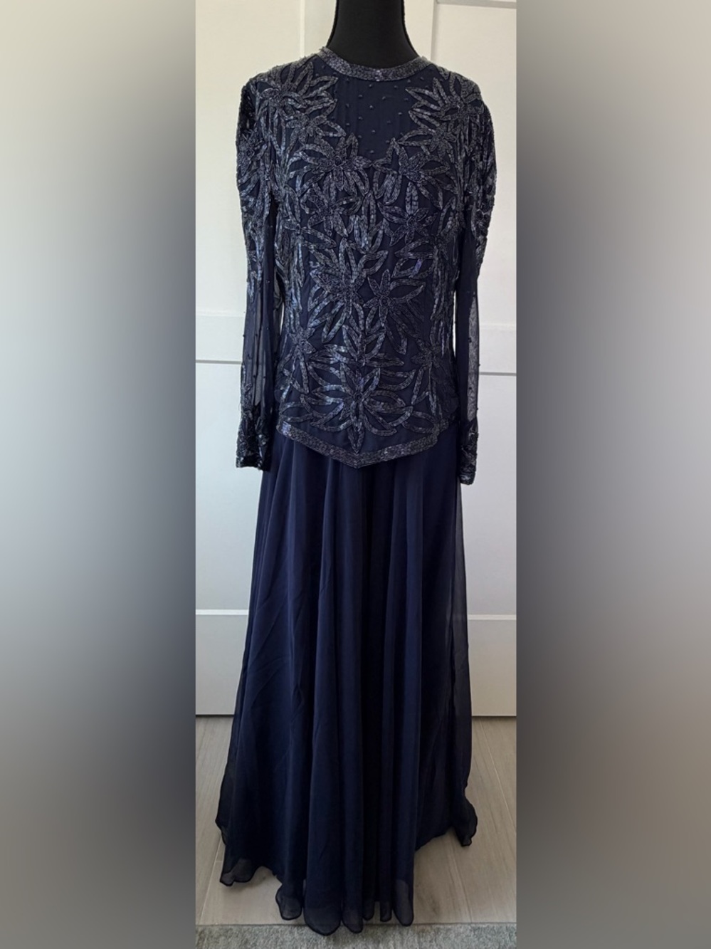 EUC Hannah Lynn Long Sleeve Midnight Blue Embellished Beaded Evening Gown,Medium